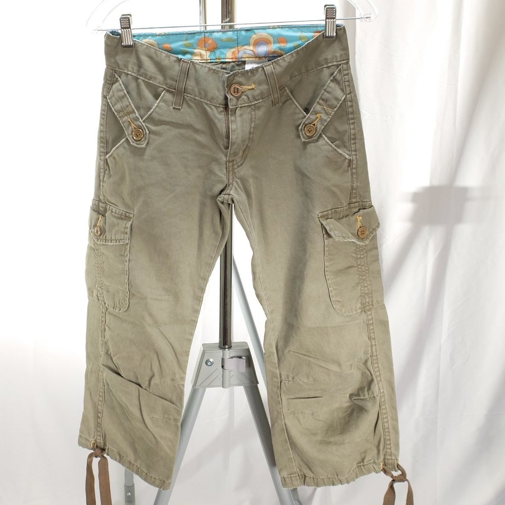 Levi's Olive Capris  - Size 1